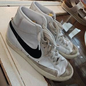 Nike Blazer Mid 77 Vintage White Black Classic Leather Sz. 8